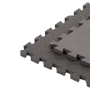 e33a8386_-_even_closer_up_1.webp
